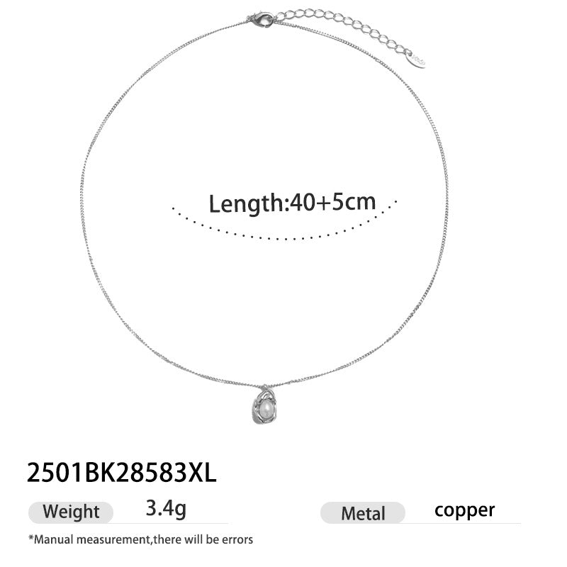 Minimalistische Halskette im französischen Stil – Eleganter Anhänger für Damen