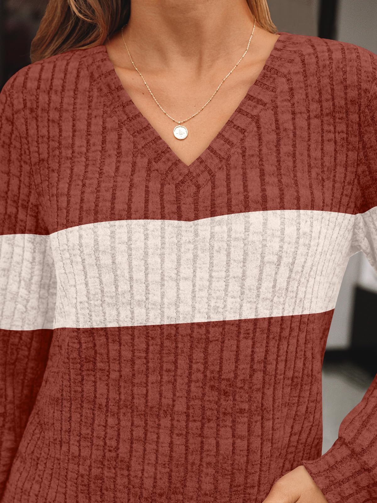 Damen Langarmshirt mit V-Ausschnitt – Lässiges Herbst Oberteil