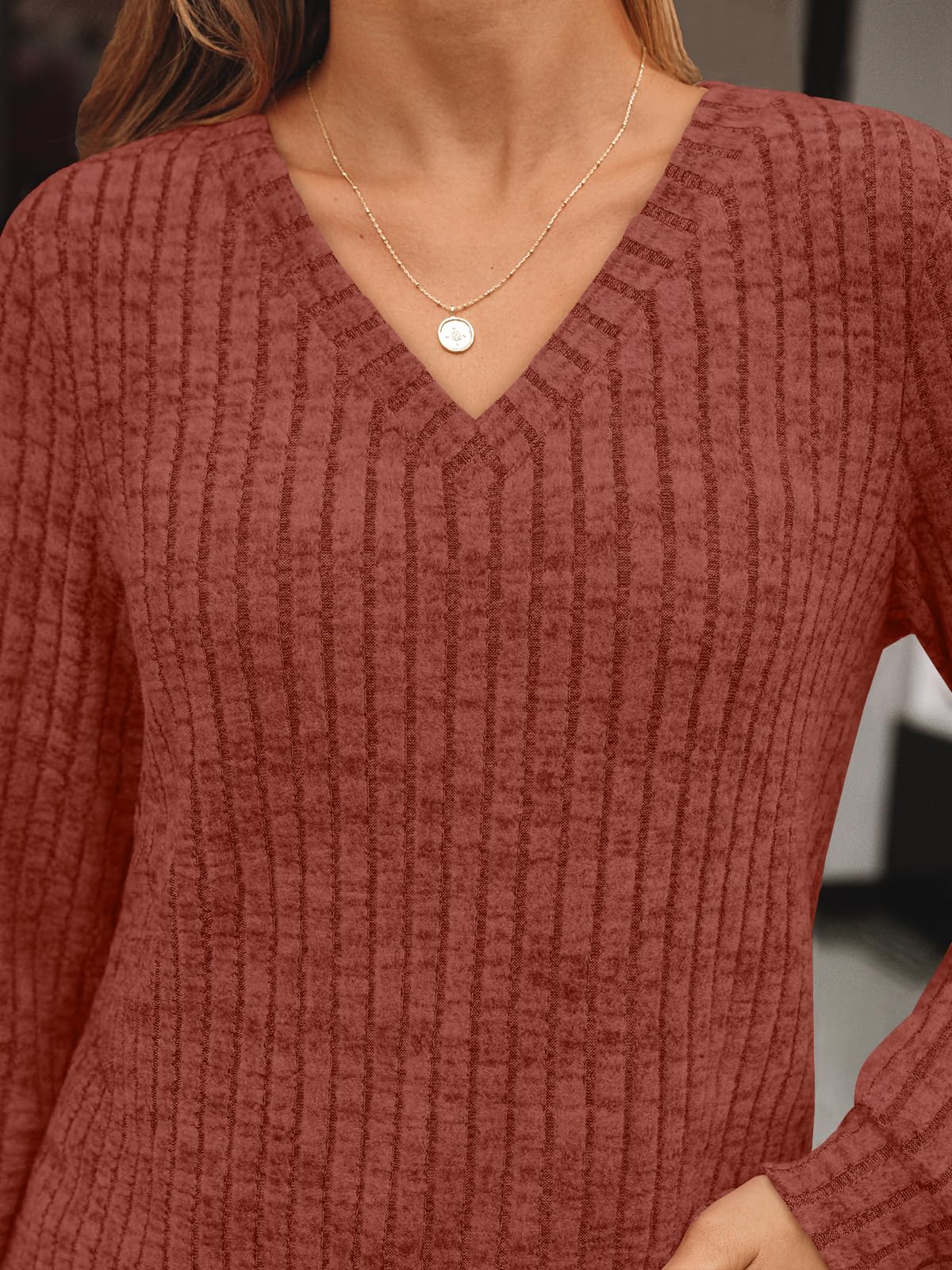 Damen Langarmshirt mit V-Ausschnitt – Lässiges Herbst Oberteil
